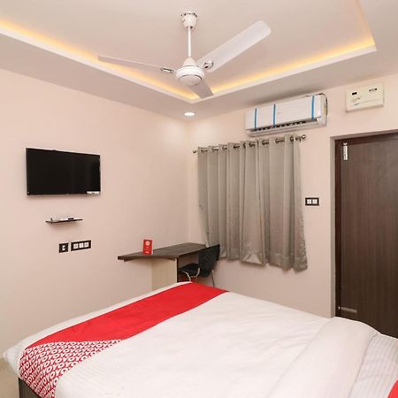 Hotel Centre Point Gorakhpur Exteriör bild